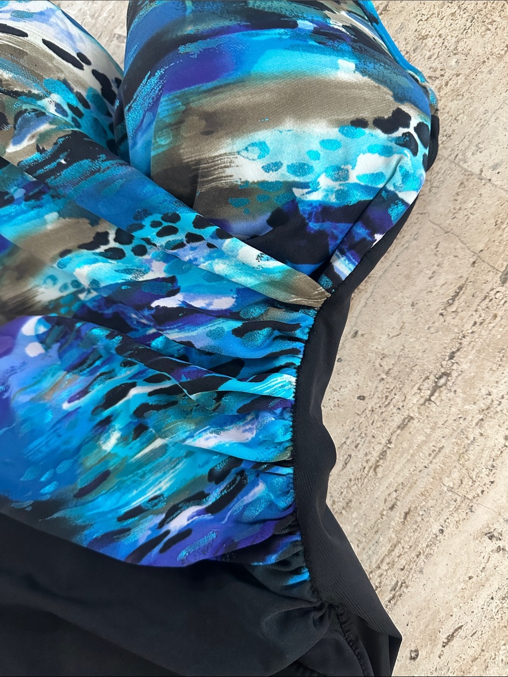 Miraclesuit Escape Underwire Abstract Ocean Print  Swimsuit Black Blue Size 12 - Picture 5 of 16